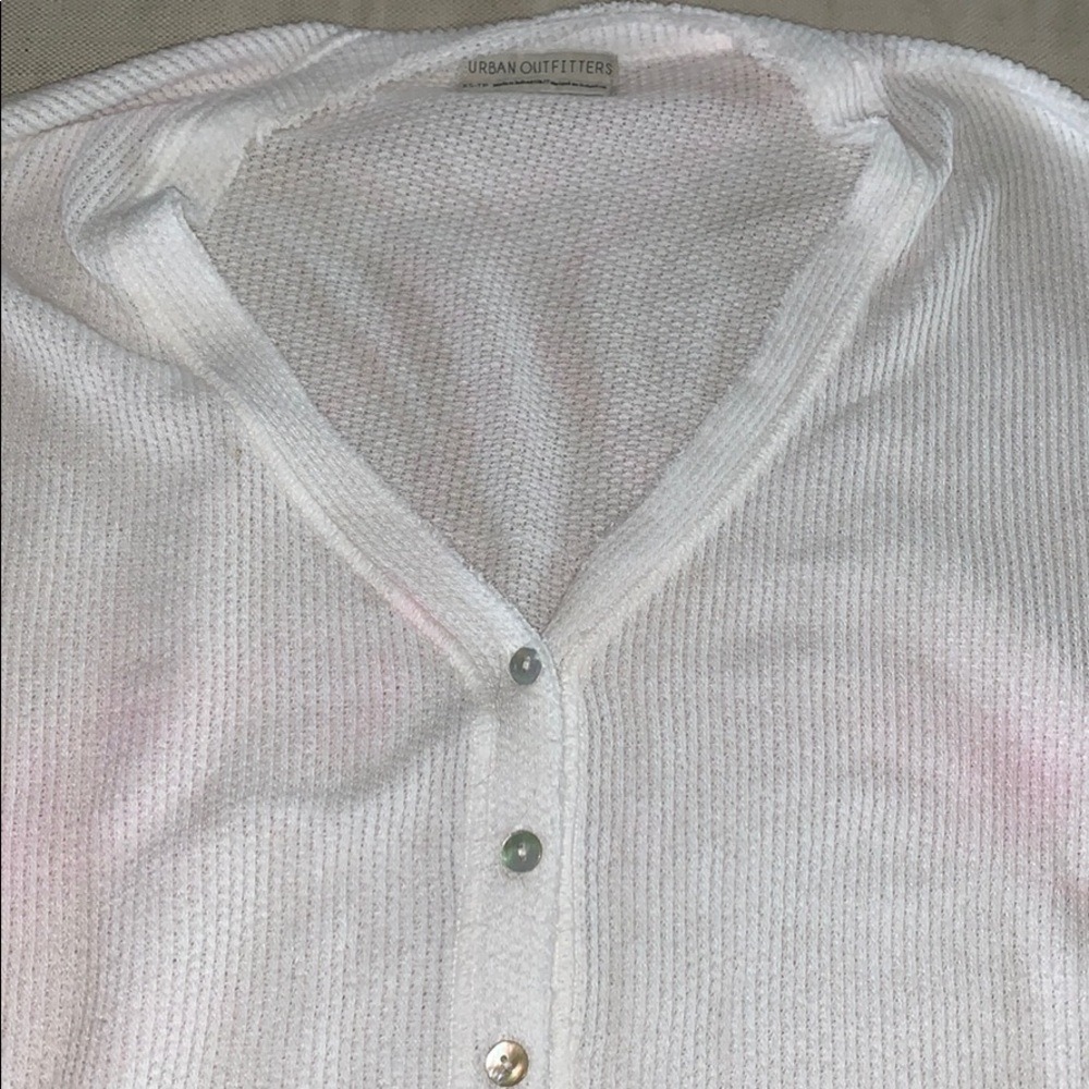white top long sleeve
